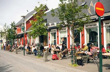 reykjavík street life 1.jpg