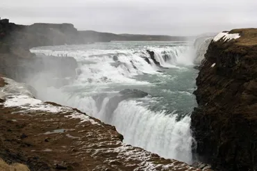 the-gullfoss-waterfalls-in-april.jpg