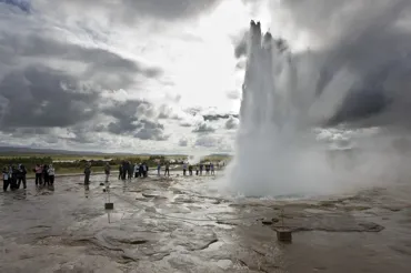 Strokkur  Geysir.jpg