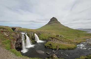 kirkjufell1.jpg