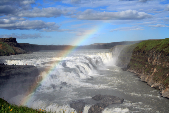 Gullfoss rainbow.jpg
