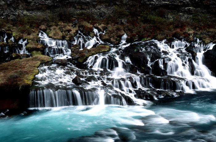 hraunfossar spring.jpg