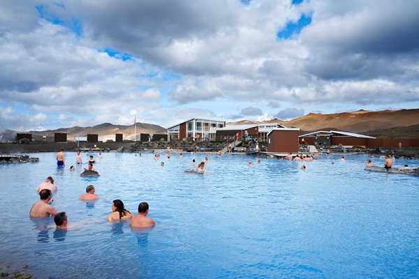 Nature%20Baths,%20Lake%20Myvatn.jpg