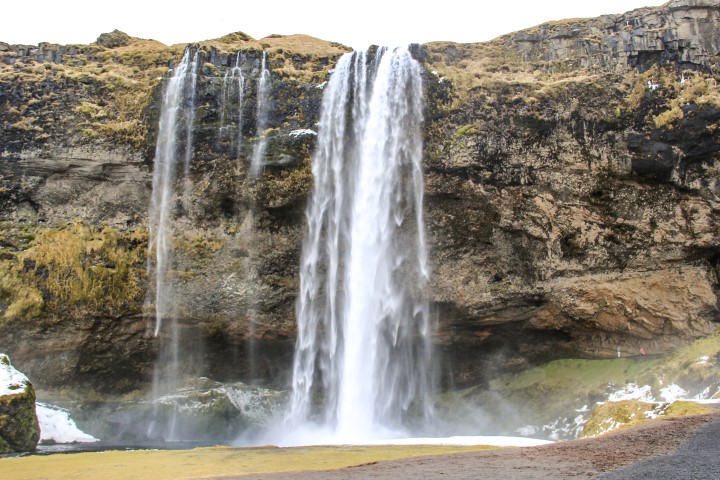 Seljalandsfoss Winter.jpg