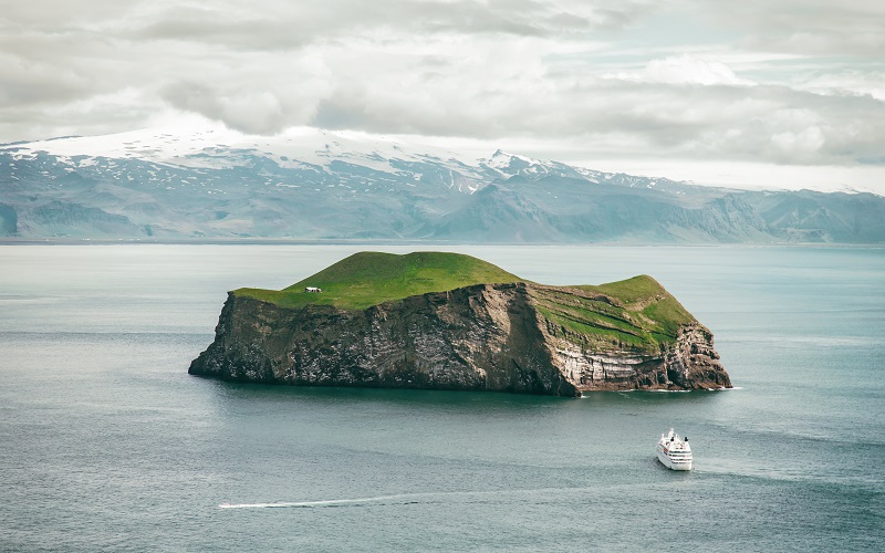 Westman Islands 3.jpg