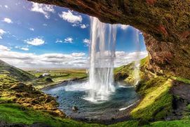 travel companies for iceland